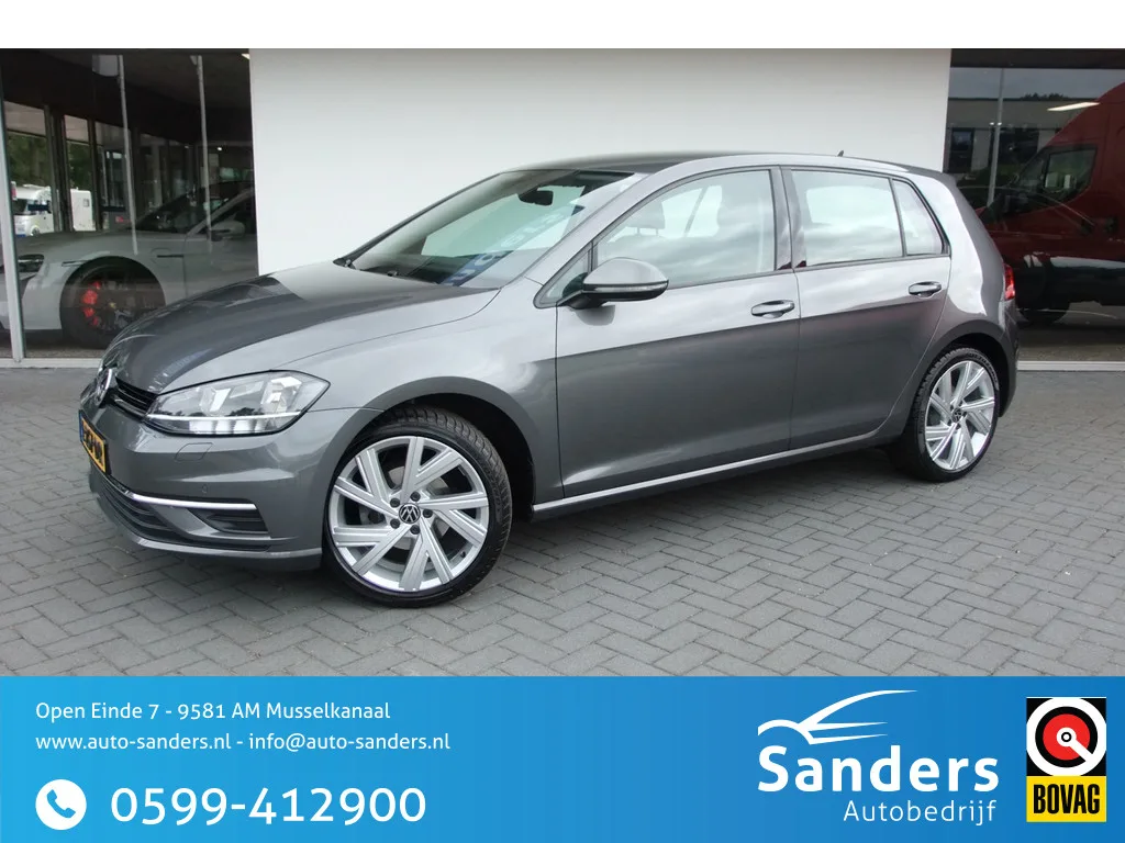 Volkswagen Golf (2018) — foto 1