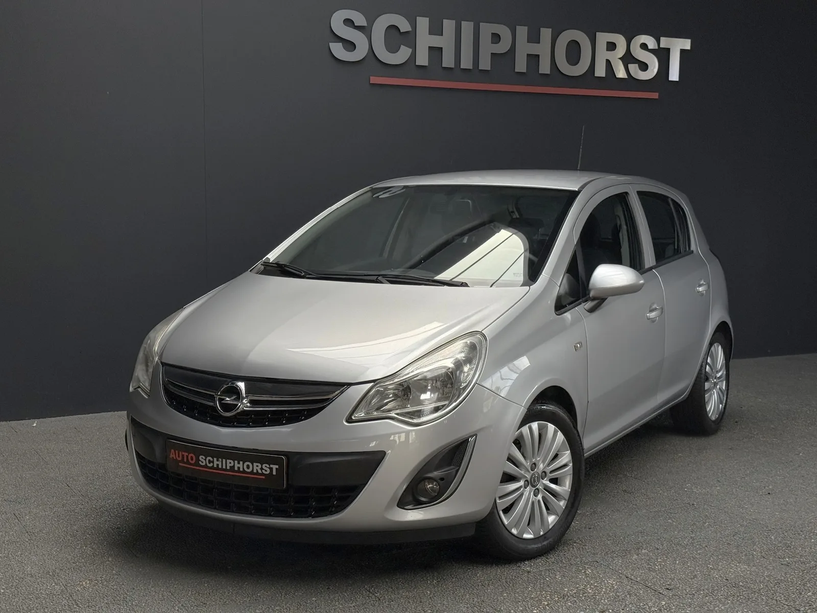 Opel Corsa (2011) — foto 1