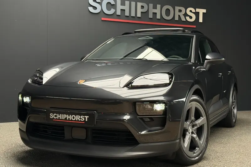 Porsche Macan (2025)