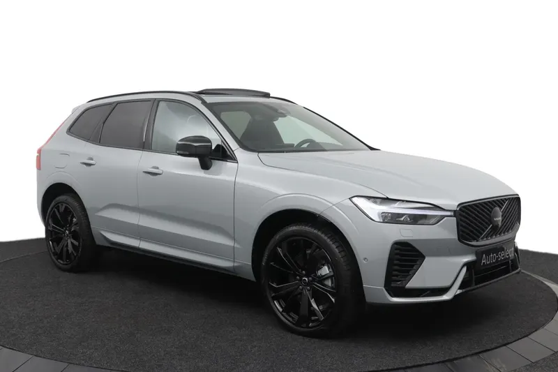 Volvo XC60 (2025)