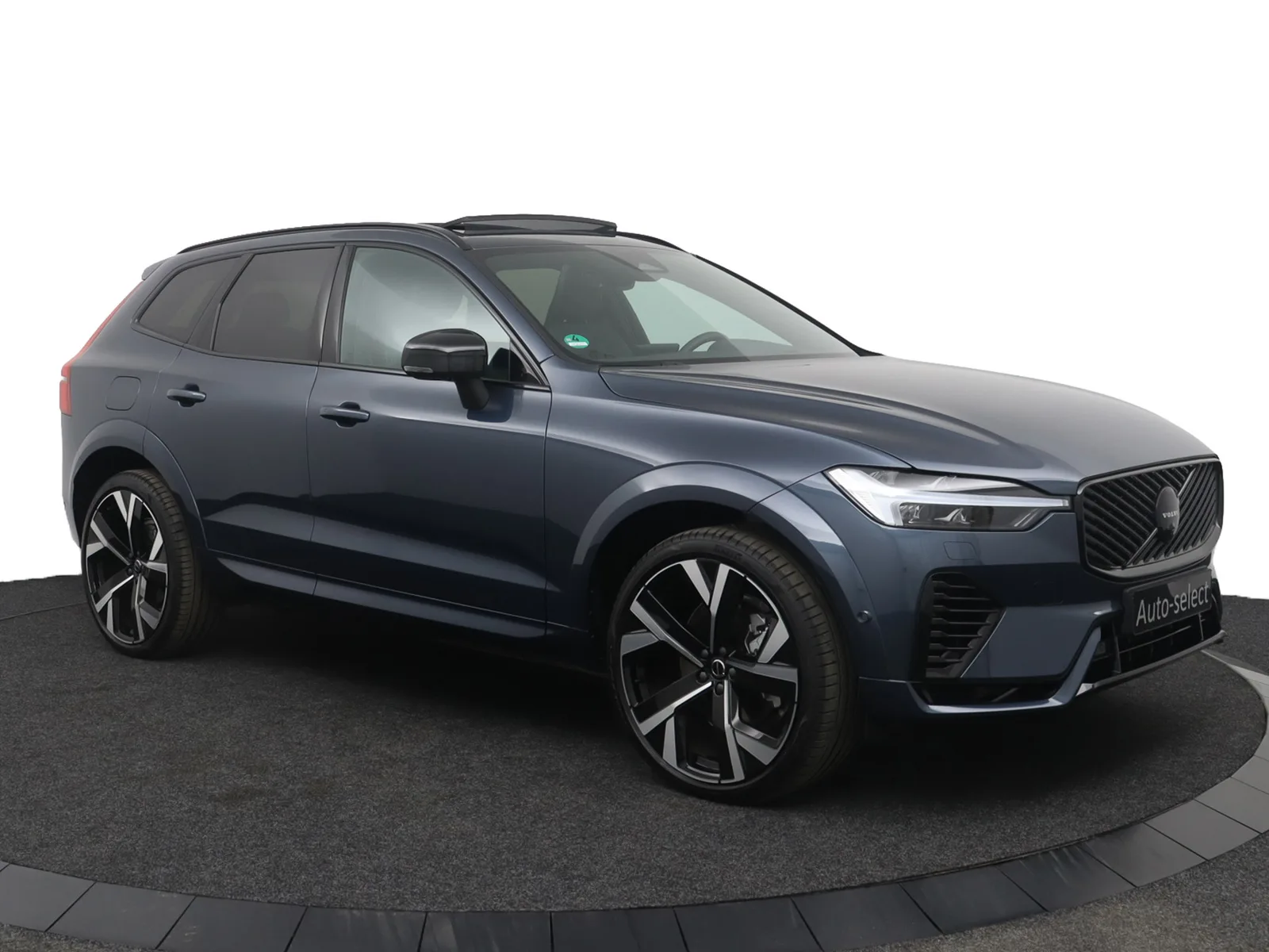 Volvo XC60 (2026) — foto 1