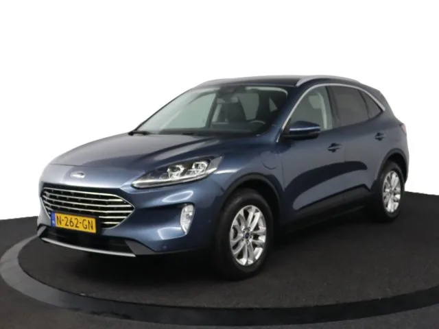 Ford Kuga (2021) — foto 1