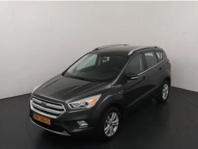 Ford Kuga (2017) — foto 1