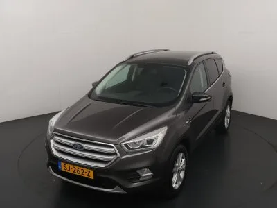 Ford Kuga (2017) — foto 1