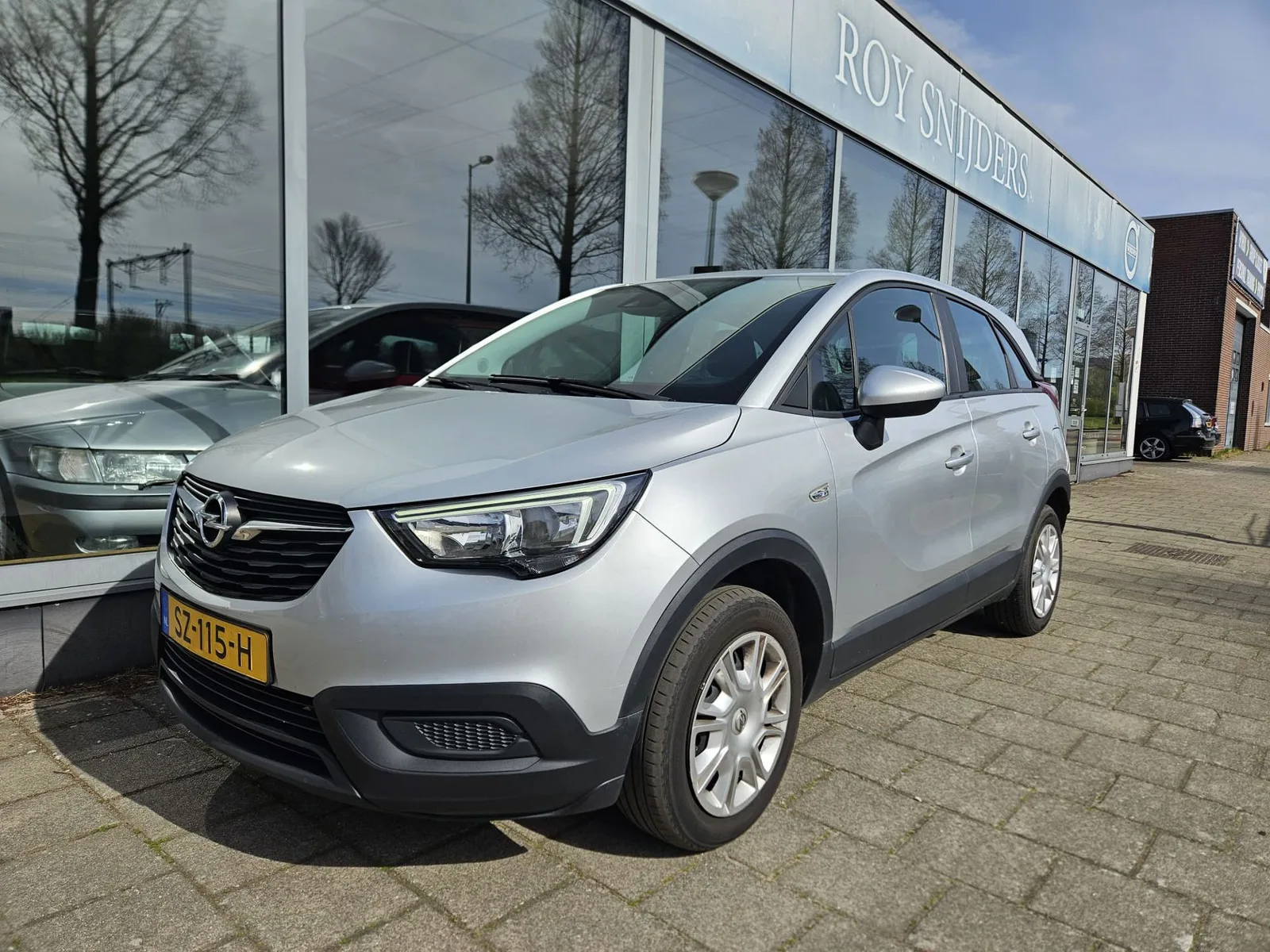 Opel Crossland (2018) — foto 1