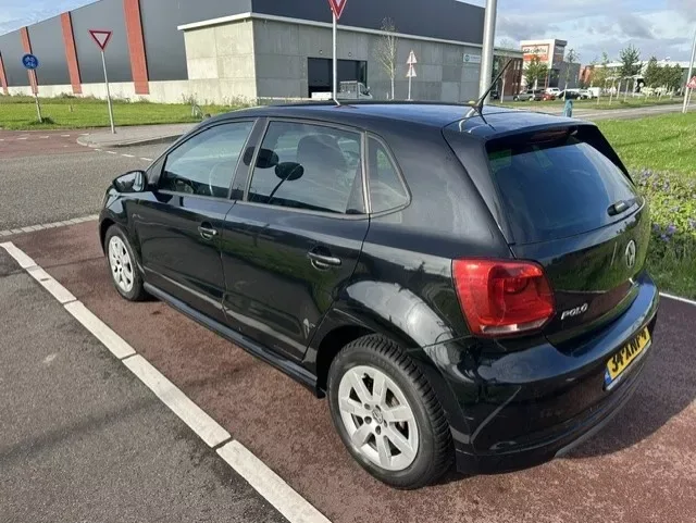Volkswagen Polo (2012) — foto 1