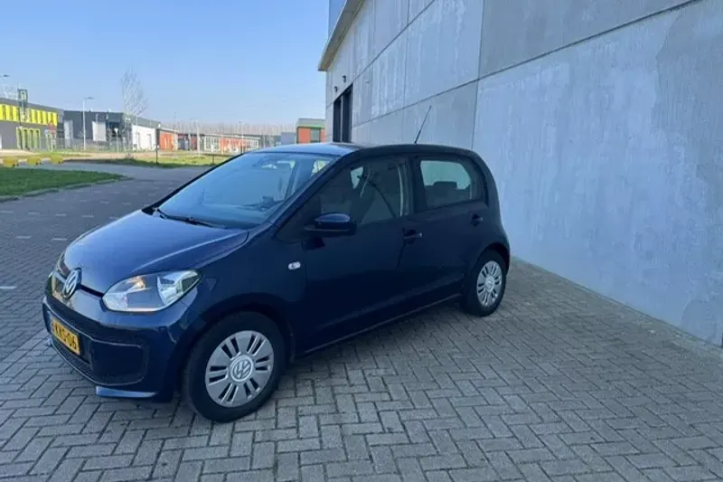 Volkswagen Up! (2013)