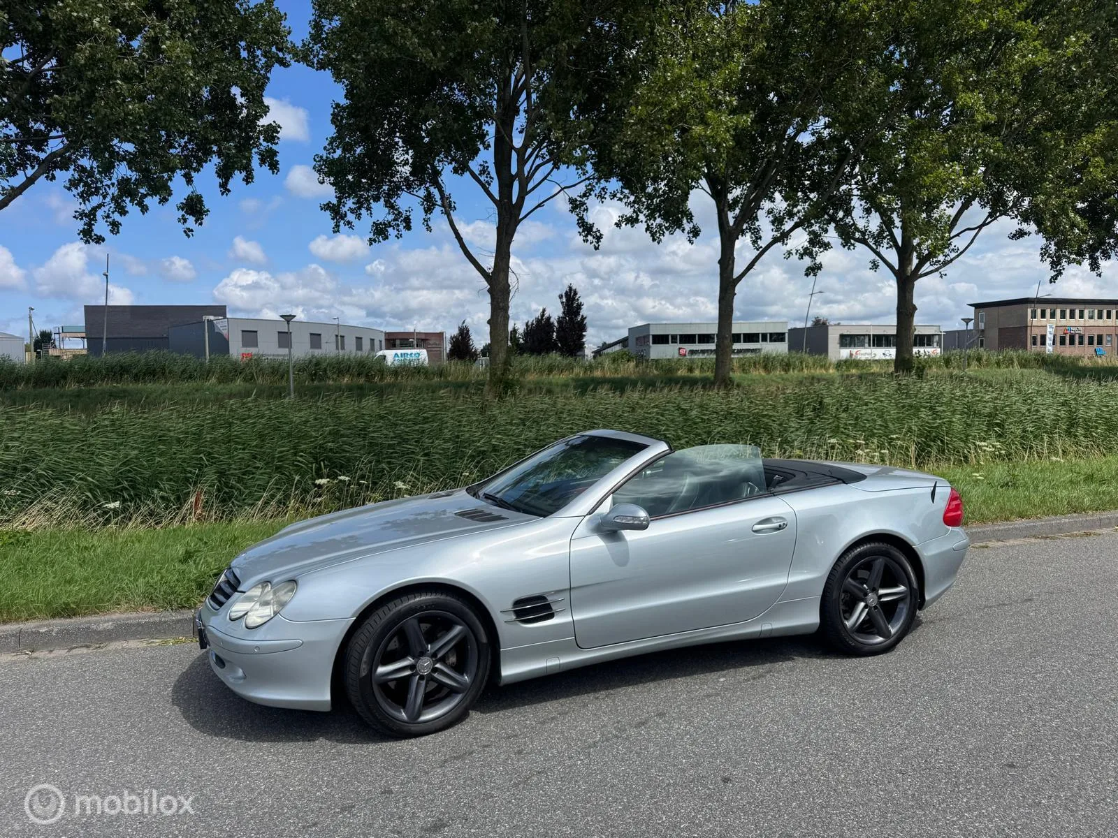 Mercedes-Benz SL-Klasse (2002) — foto 1