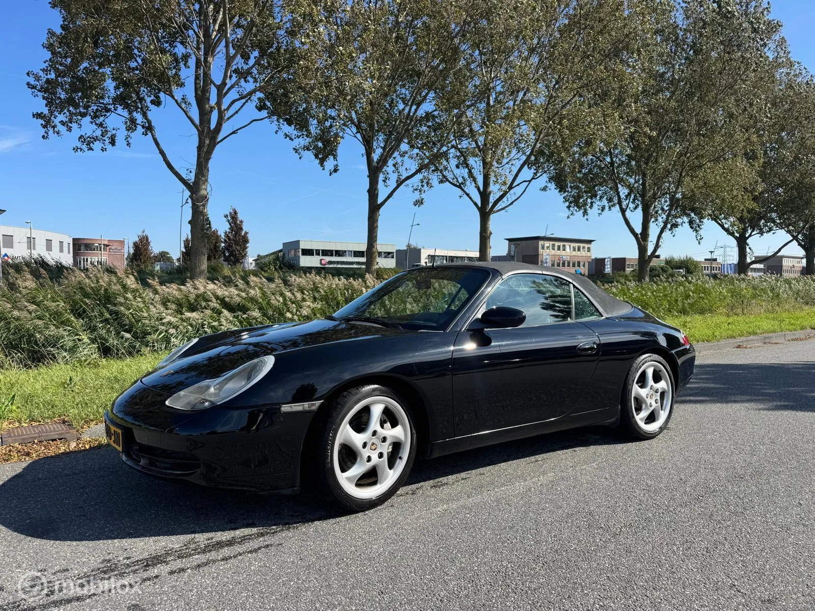 Porsche 911 (2000) — foto 1