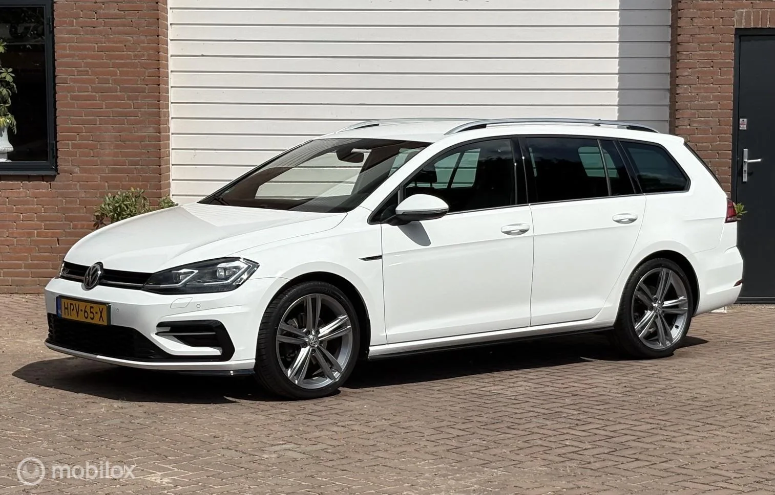 Volkswagen Golf (2017) — foto 1