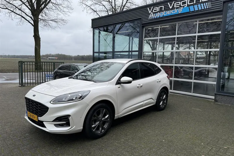 Ford Kuga (2023)