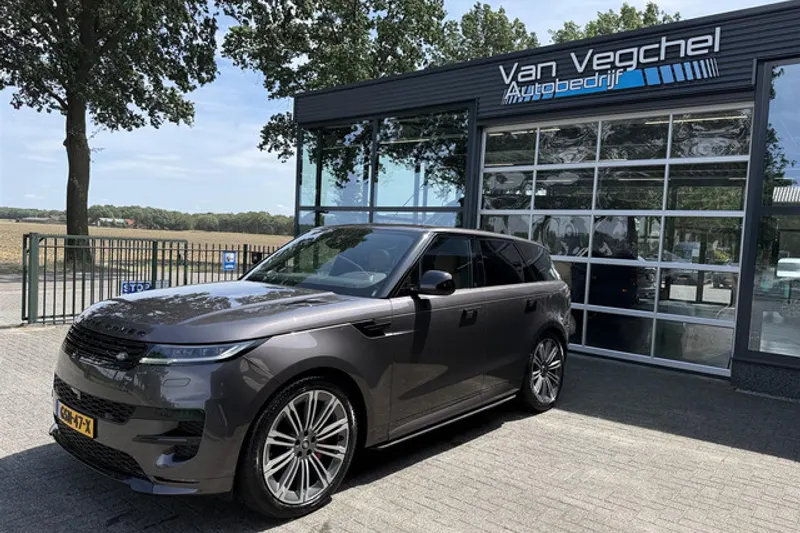 Land Rover Range Rover Sport (2024)