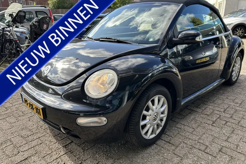 Volkswagen New Beetle (2004)