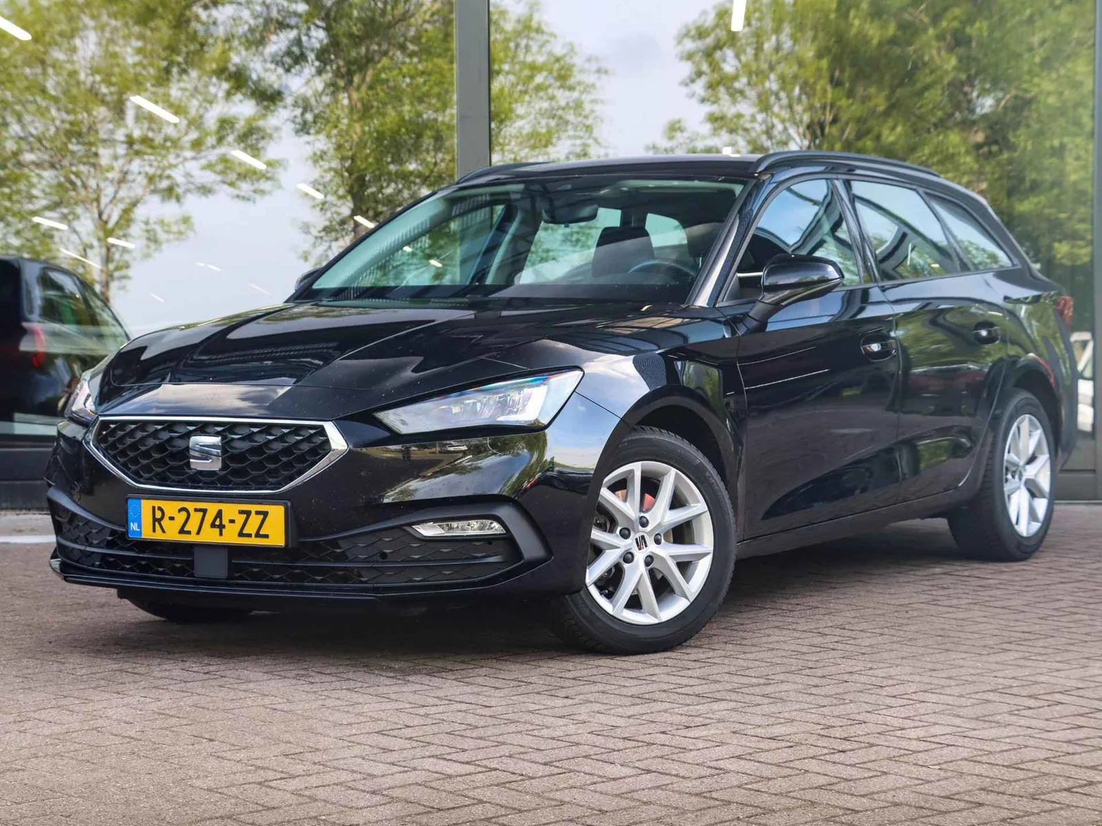 SEAT Leon Sportstourer (2023) — foto 1