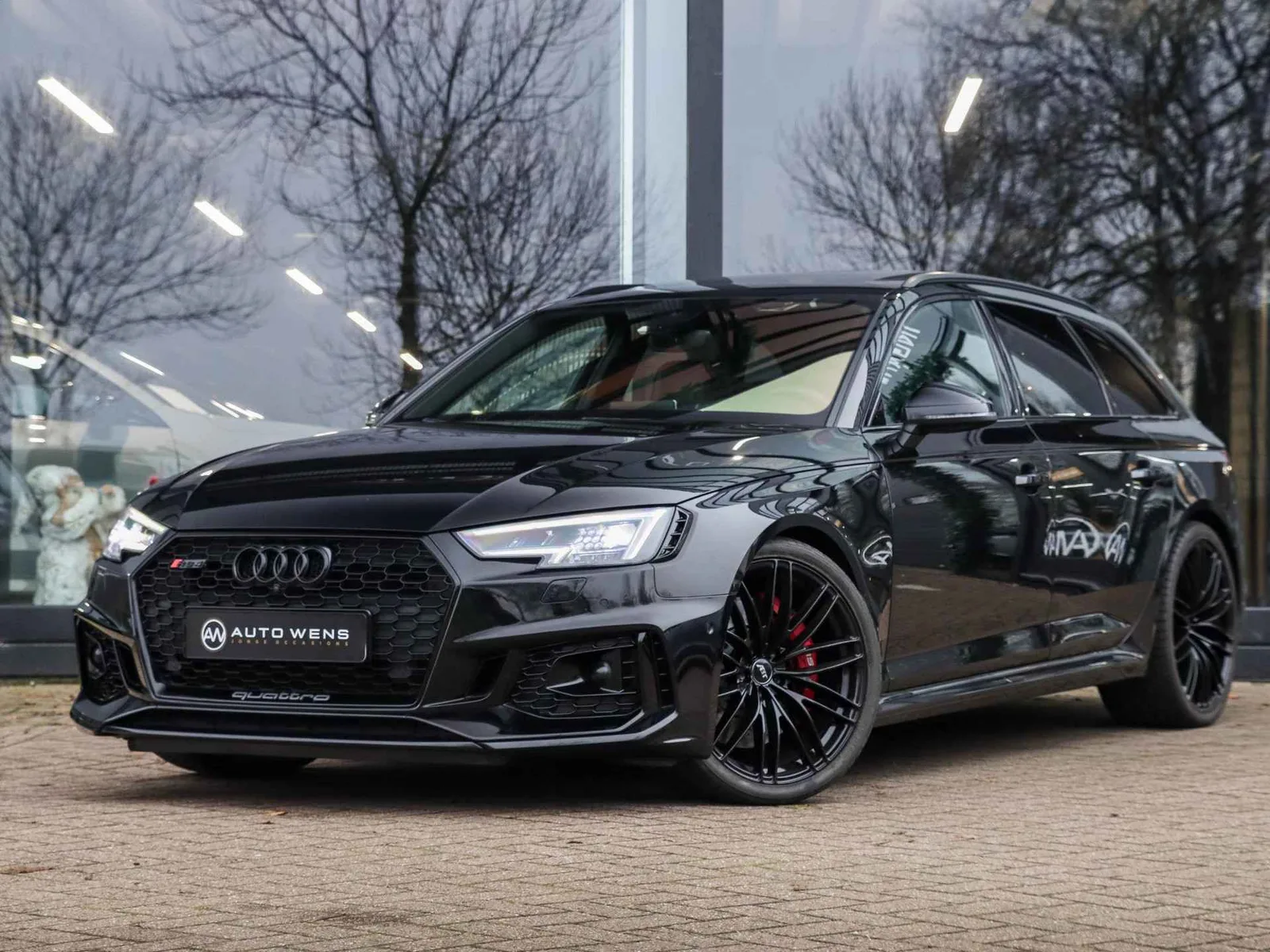 Audi RS 4 (2018) — foto 1