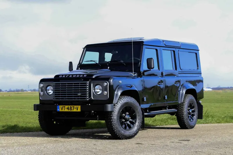 Land Rover Defender (2017)