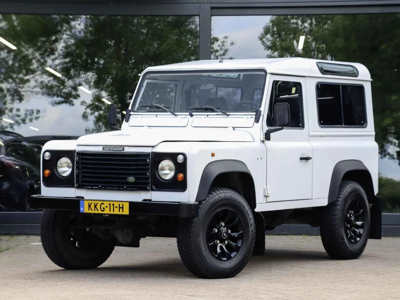Land Rover Defender (1997) — foto 1