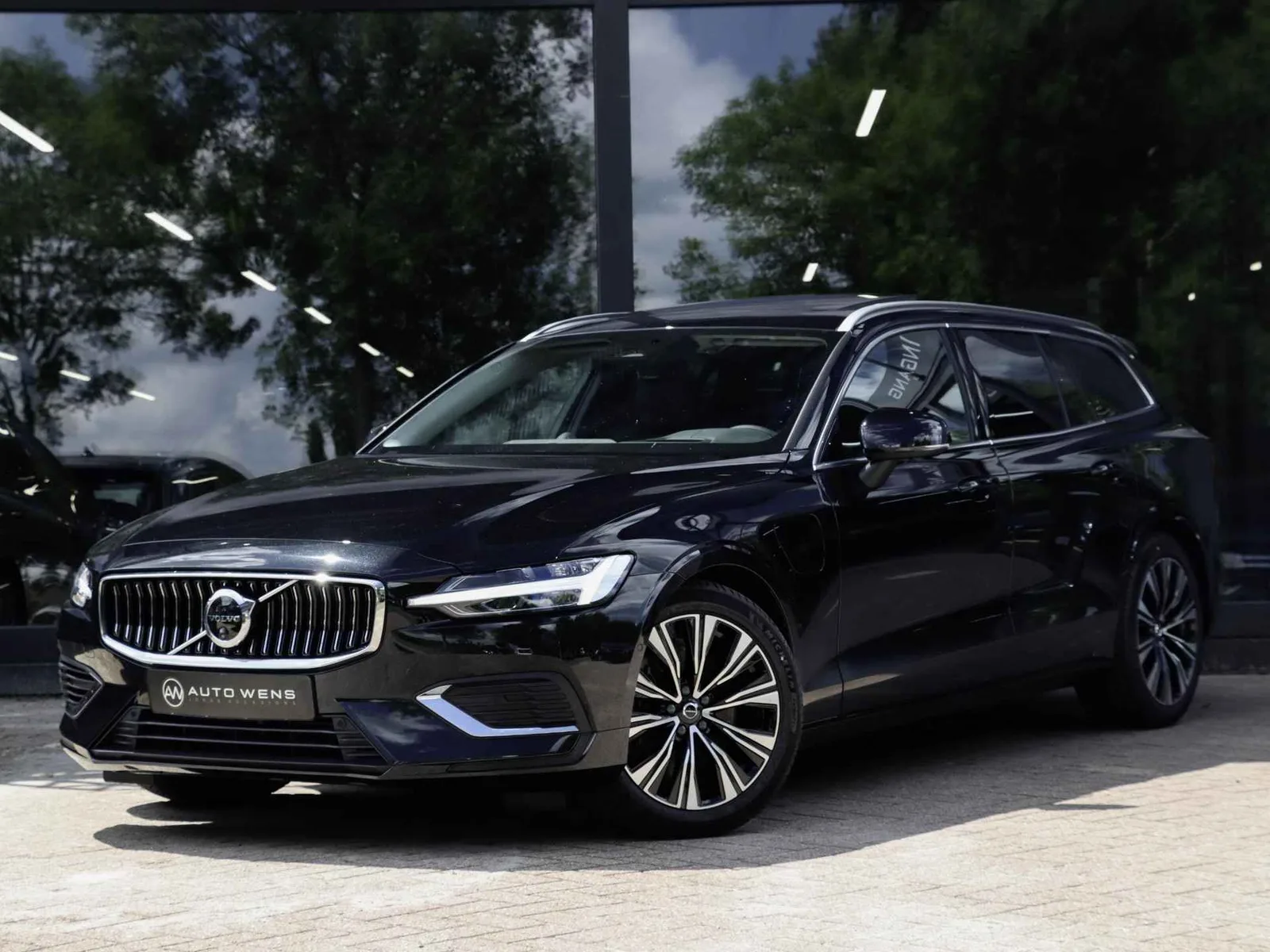 Volvo V60 (2025) — foto 1