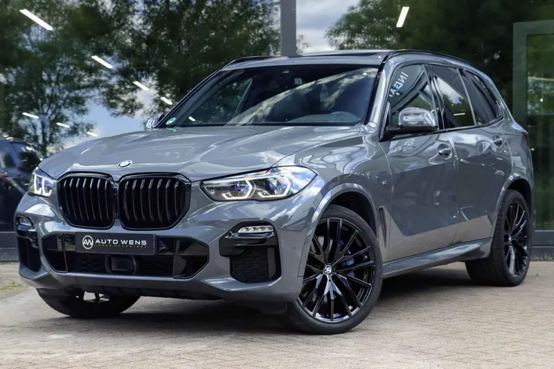 BMW X5 (2021)