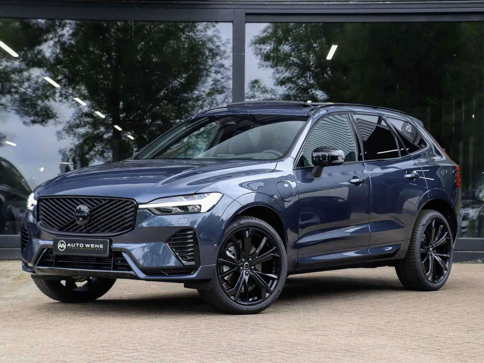 Volvo XC60 (2026) — foto 1