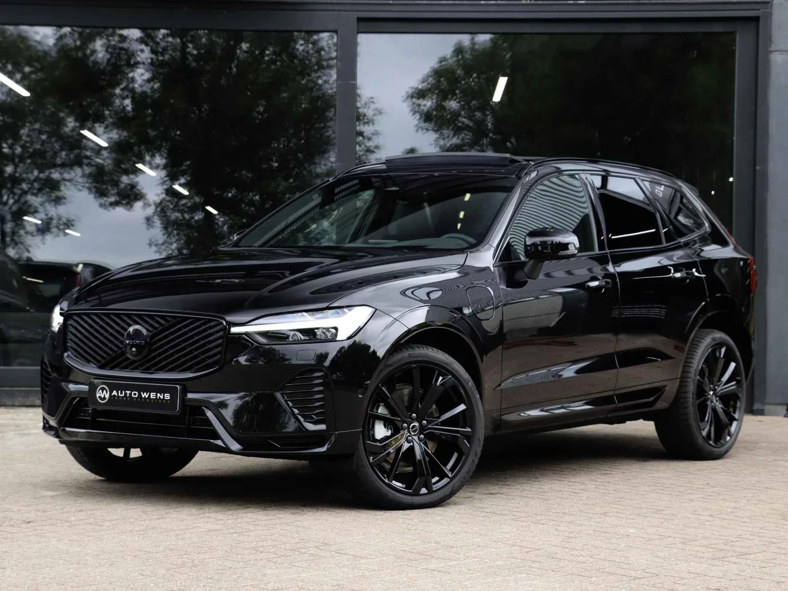 Volvo XC60 (2026) — foto 1