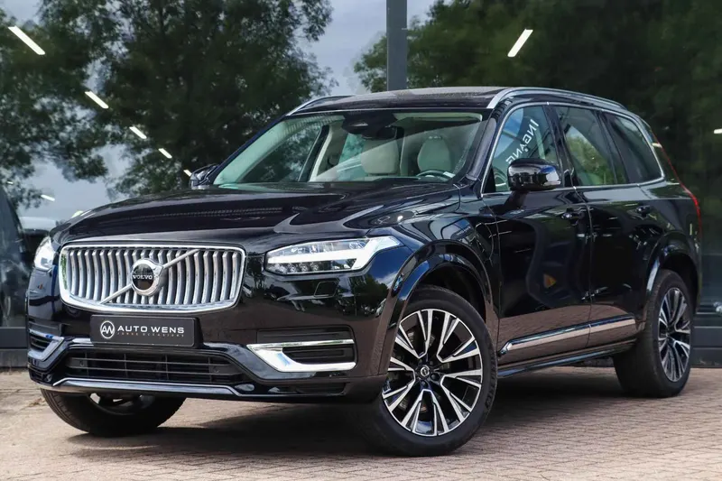 Volvo XC90 (2024)