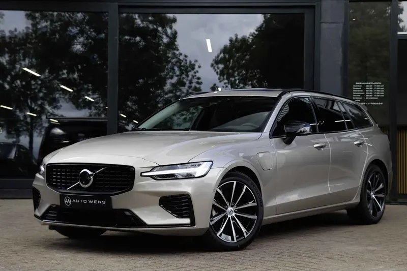Volvo V60 (2025)