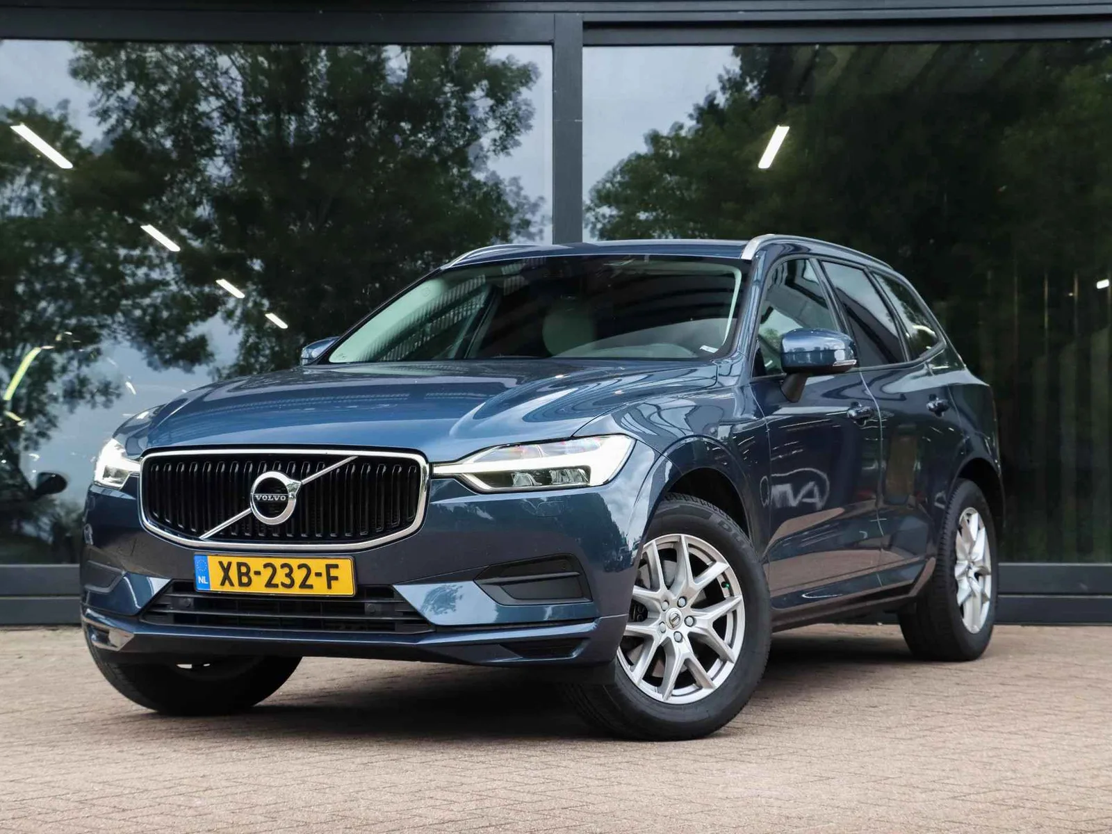 Volvo XC60 (2018) — foto 1