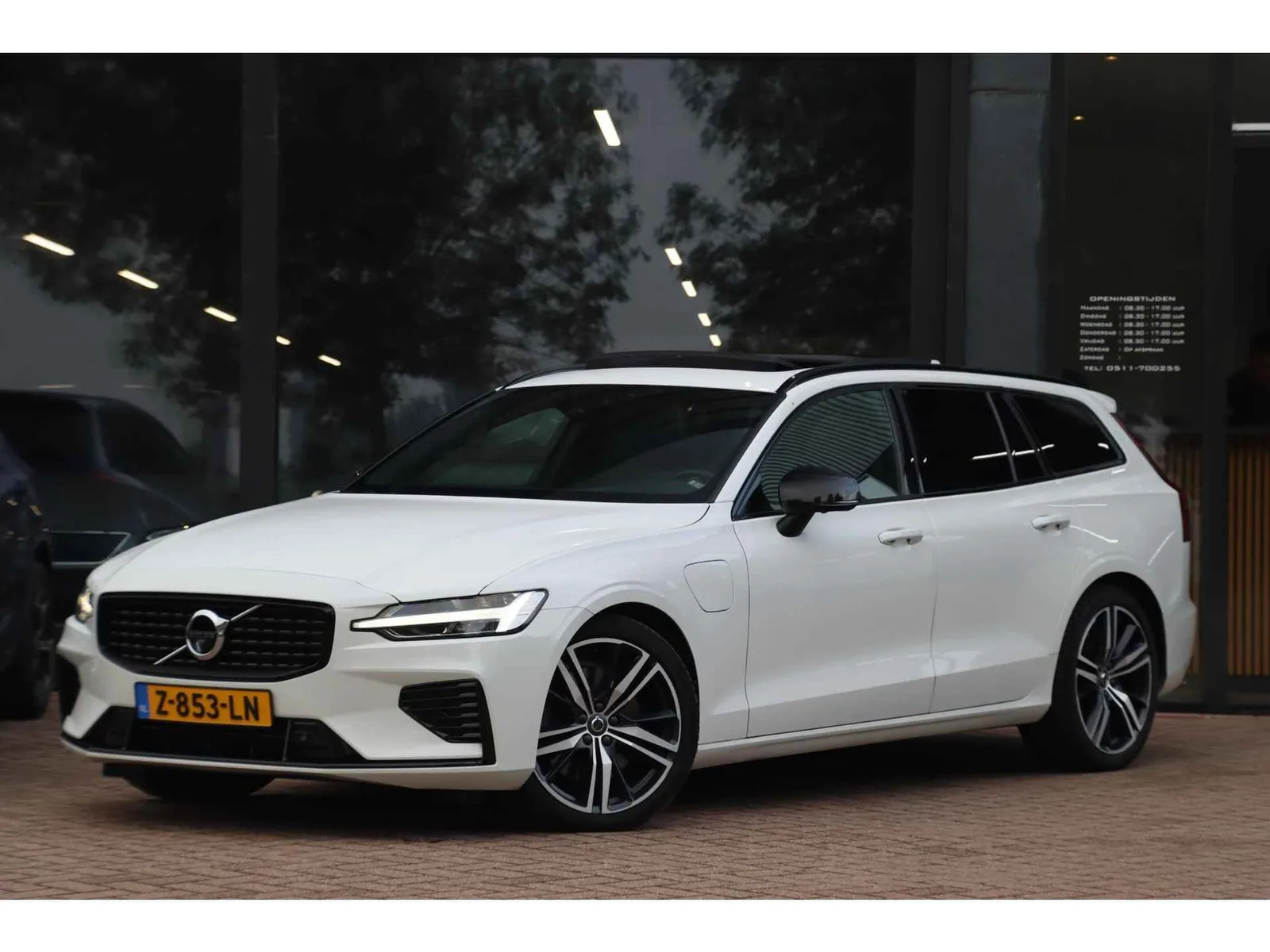Volvo V60 (2021) — foto 1