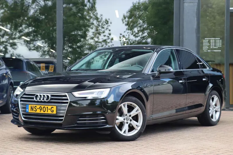 Audi A4 (2017)