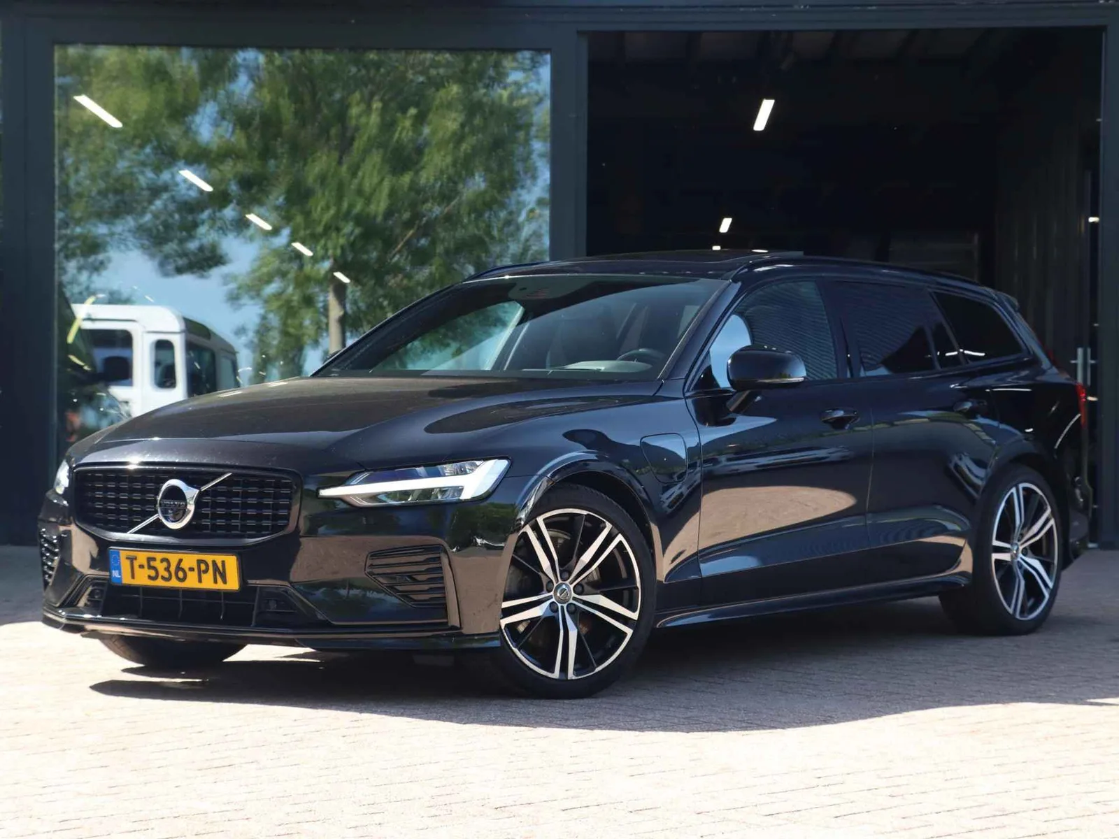 Volvo V60 (2021) — foto 1