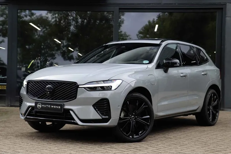 Volvo XC60 (2025)