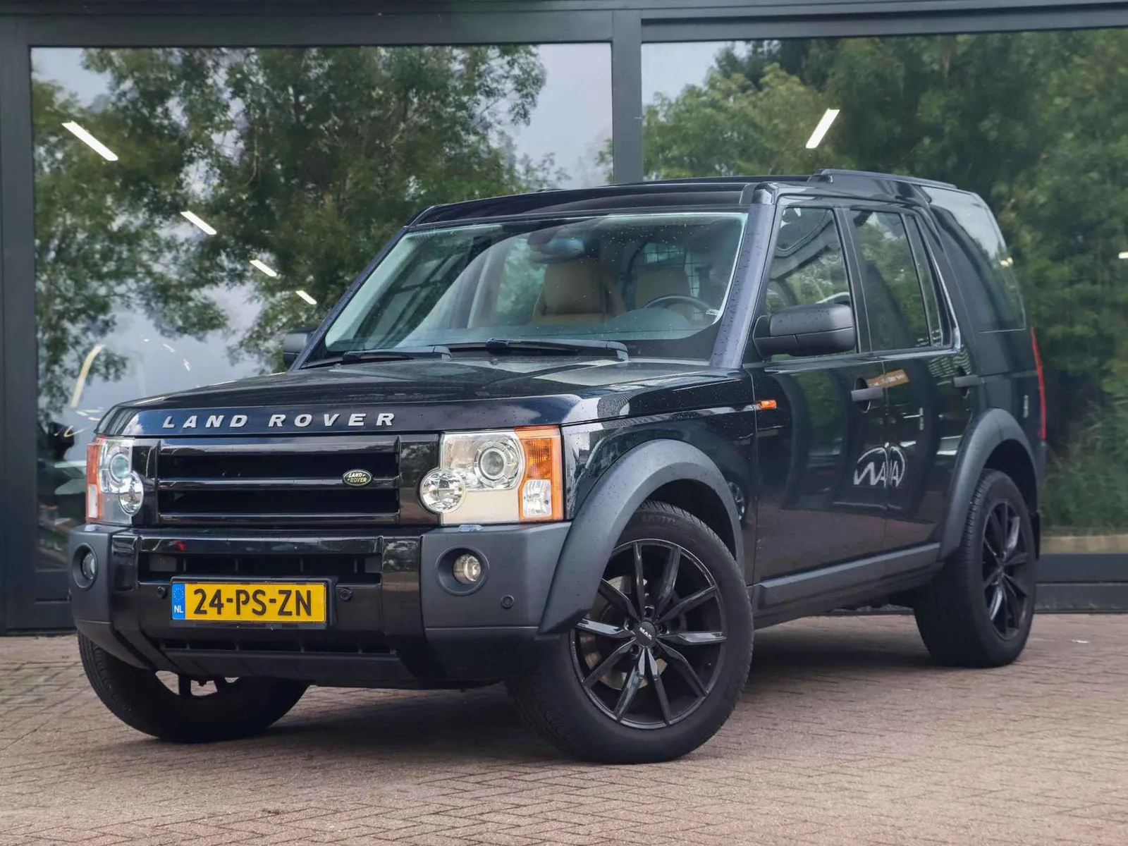 Land Rover Discovery (2005) — foto 1