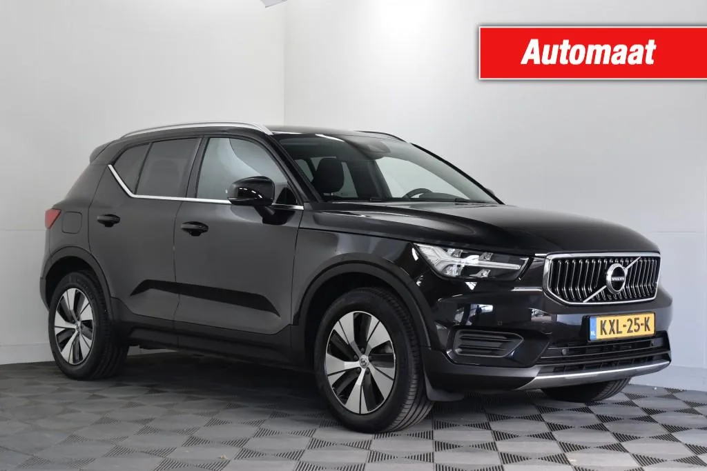 Volvo XC40 (2021) — foto 1