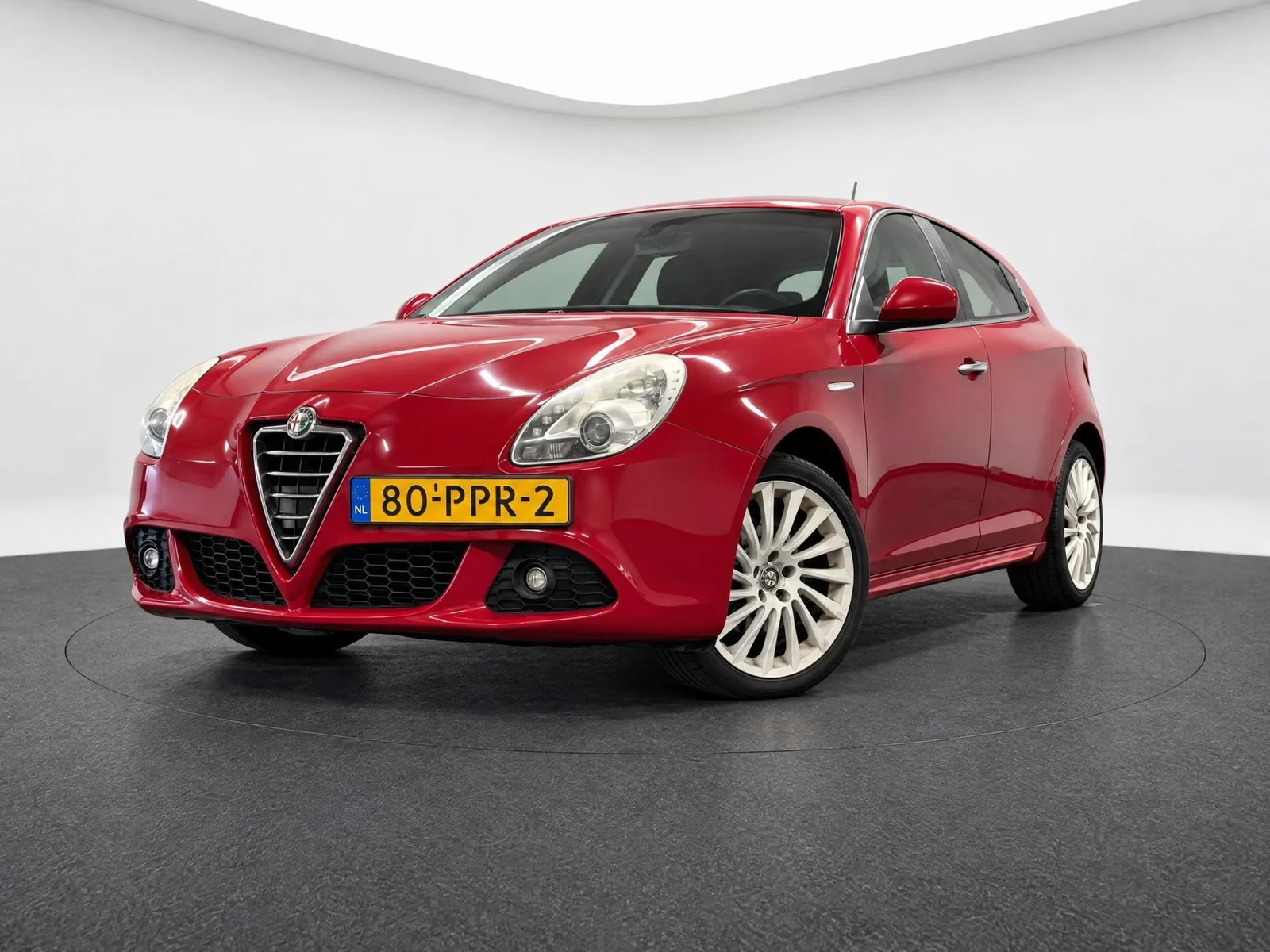 Alfa Romeo Giulietta (2011) — foto 1