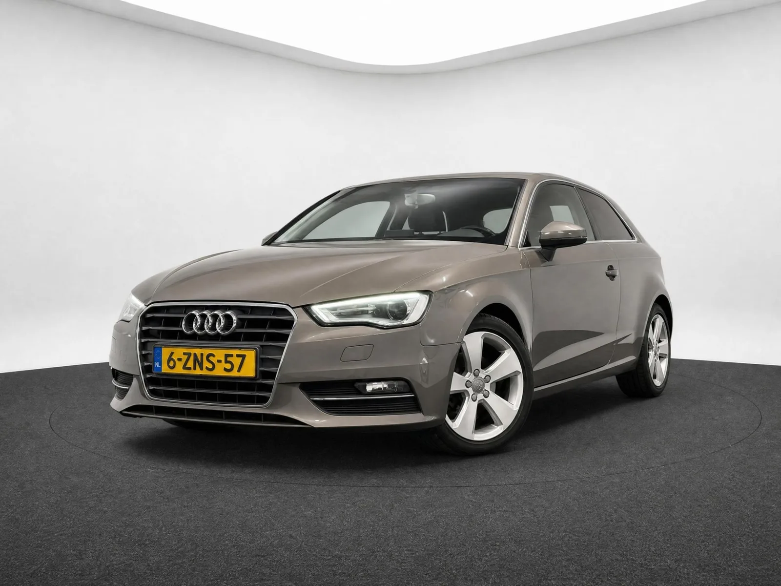 Audi A3 (2014) — foto 1