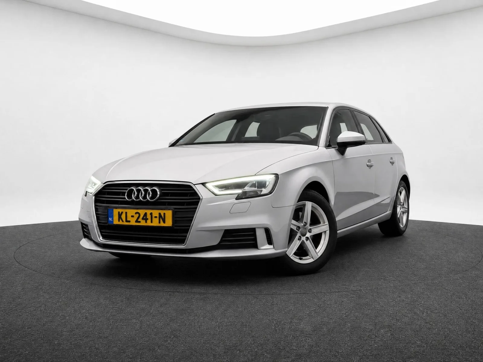 Audi A3 (2016) — foto 1