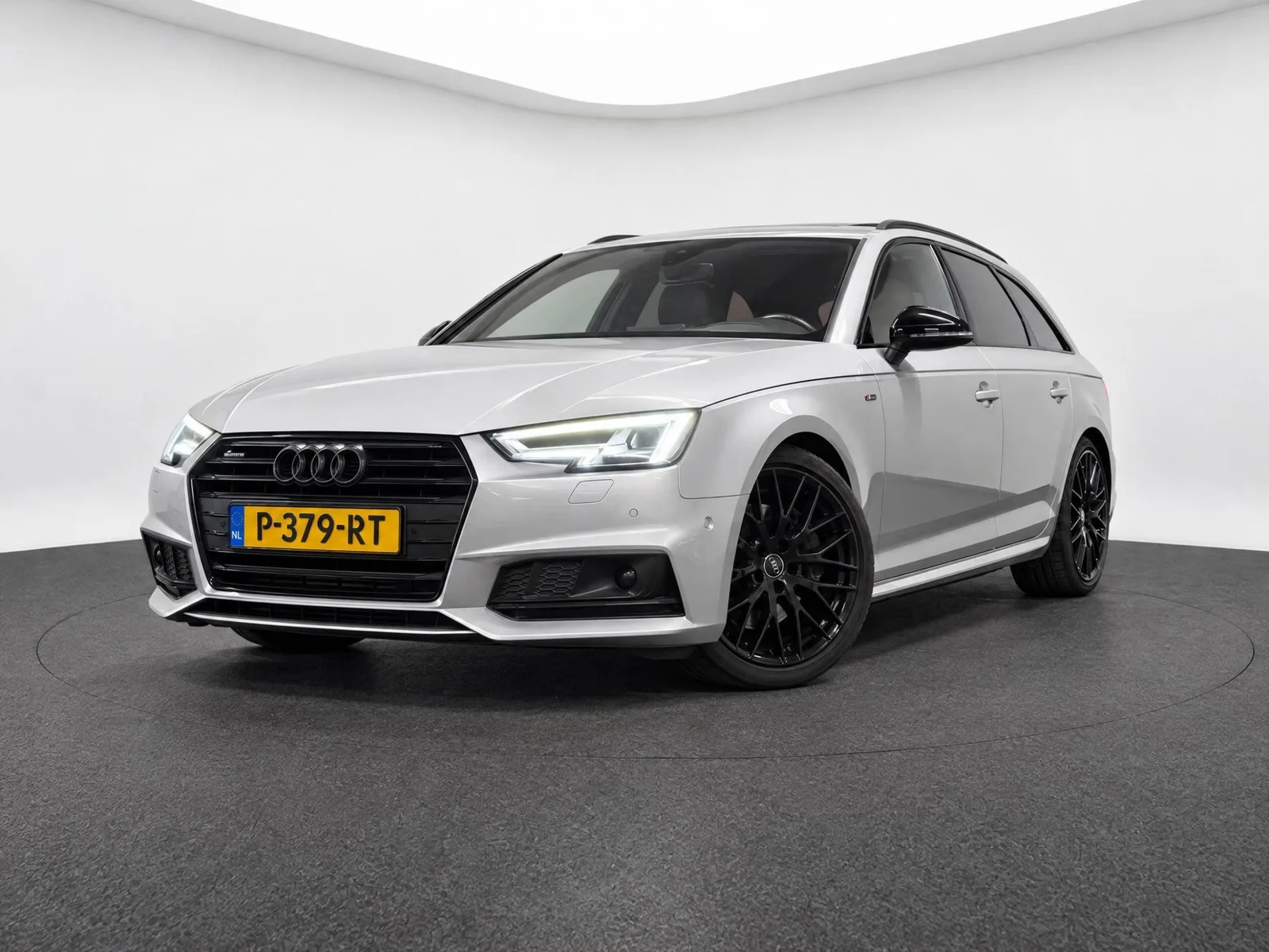 Audi A4 (2017) — foto 1