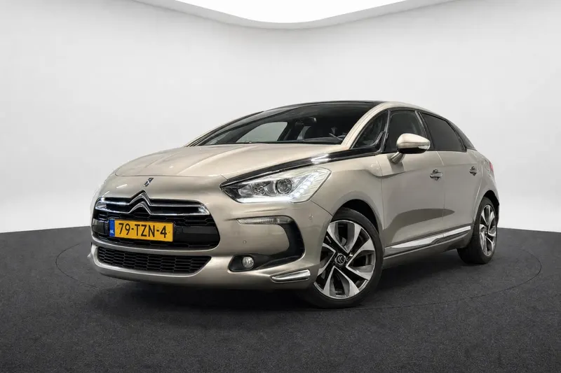 Citroën DS5 (2012)