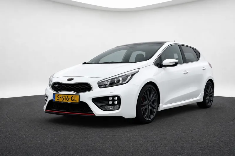 Kia Cee'd (2013)