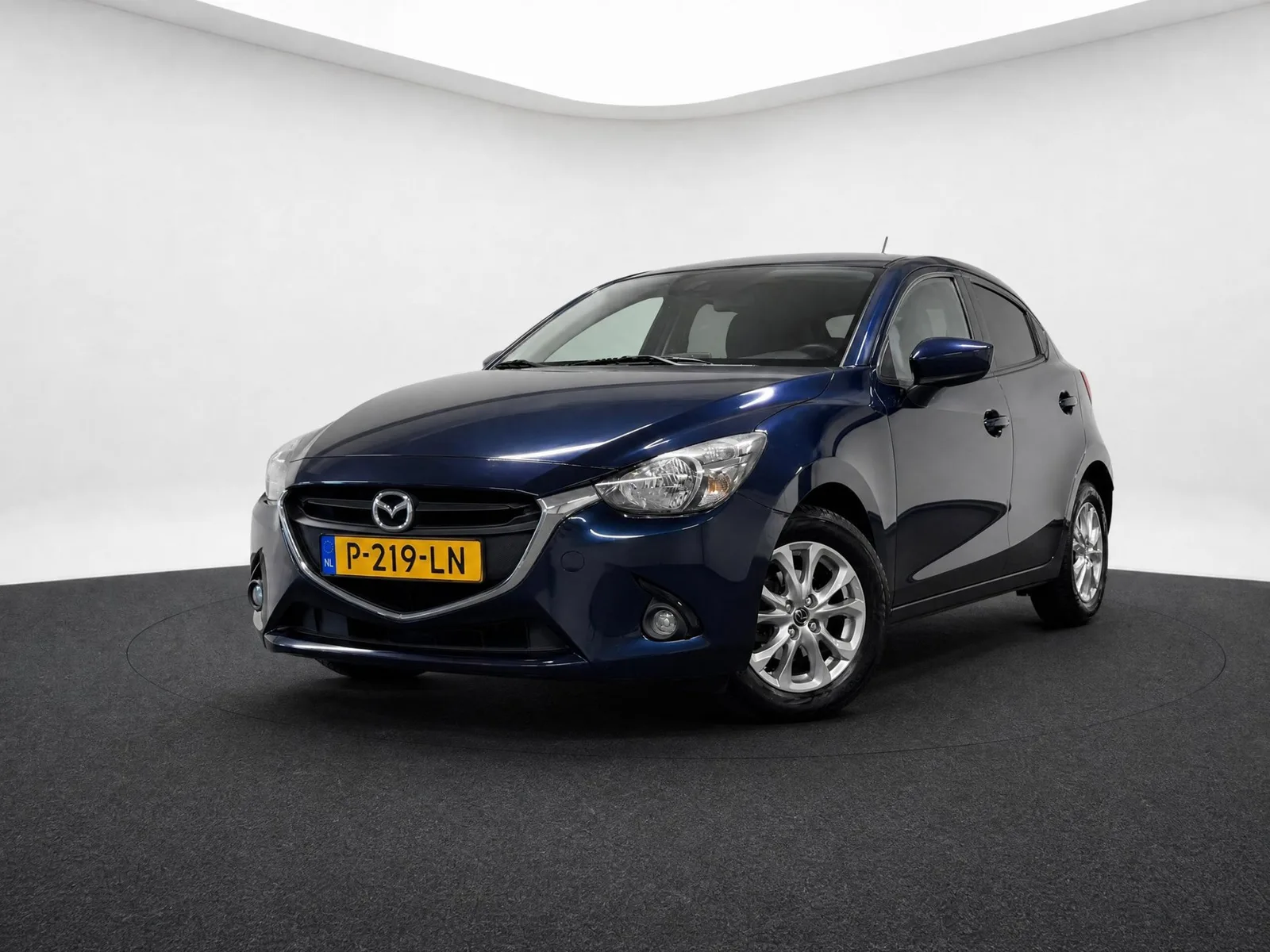 Mazda 2 (2017) — foto 1