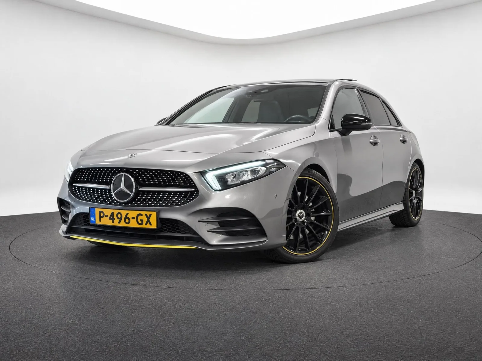 Mercedes-Benz A-Klasse (2018) — foto 1