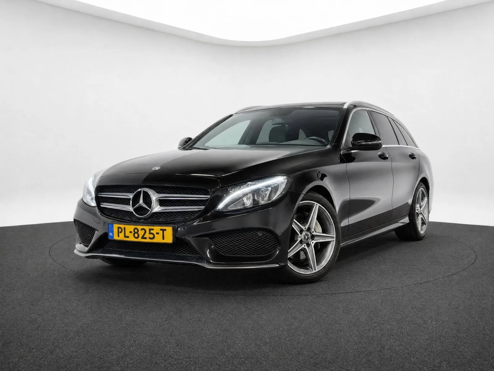 Mercedes-Benz C-Klasse (2017) — foto 1