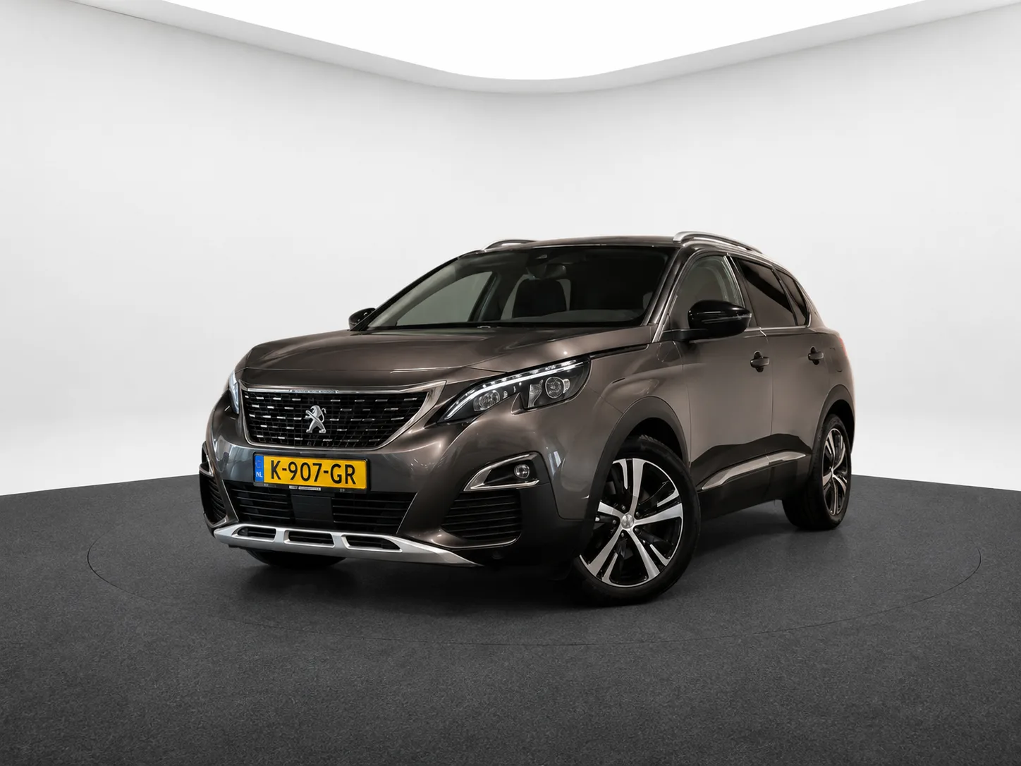 Peugeot 3008 (2017) — foto 1