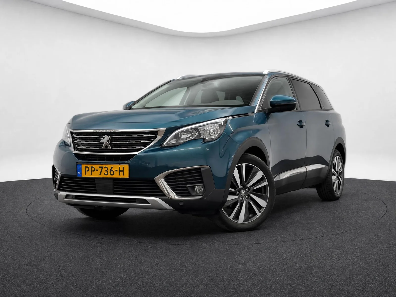 Peugeot 5008 (2017) — foto 1