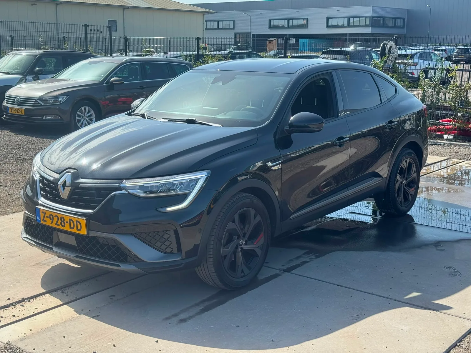 Renault Arkana (2022) — foto 1