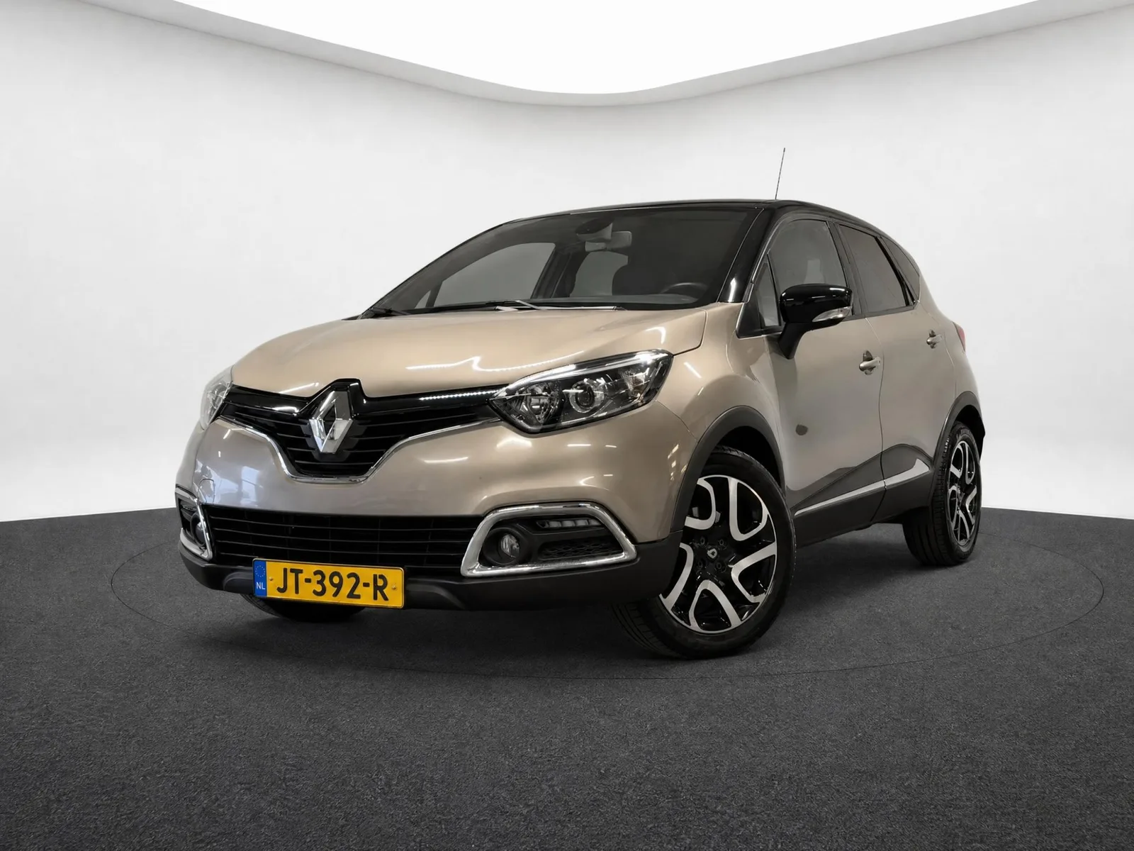 Renault Captur (2015) — foto 1