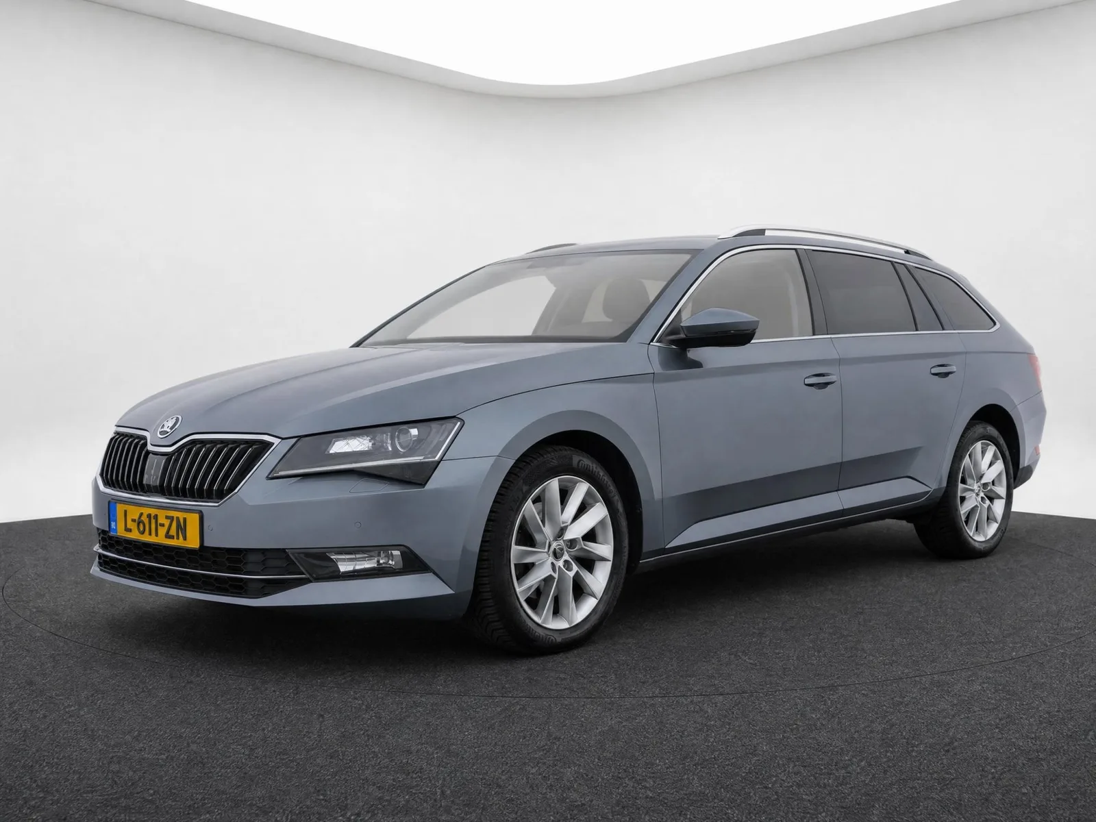 Škoda Superb (2019) — foto 1