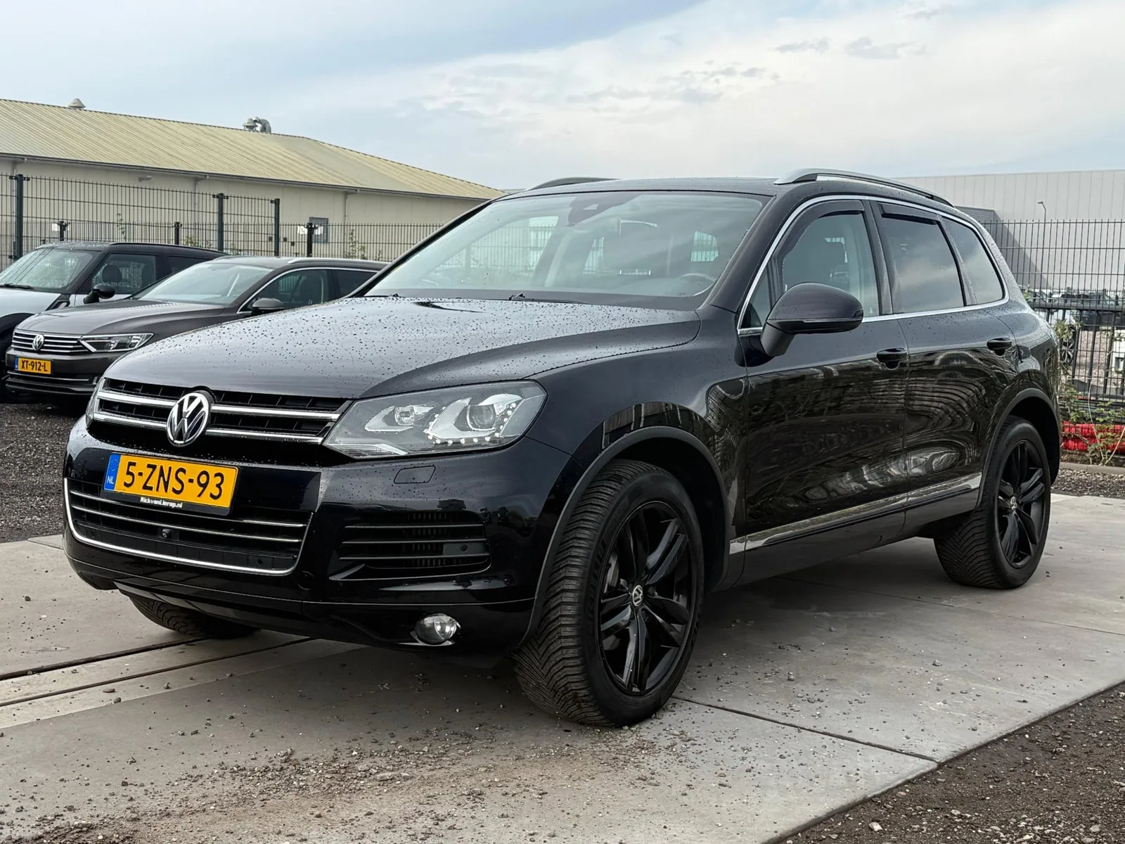Volkswagen Touareg (2014) — foto 1