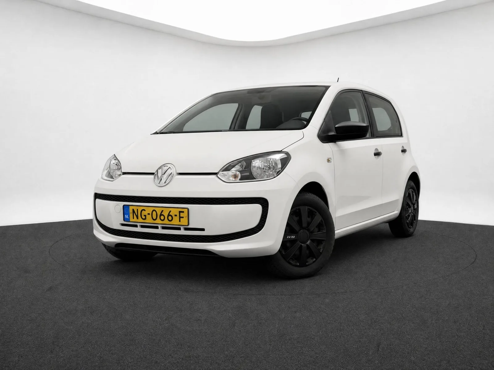 Volkswagen Up! (2015) — foto 1